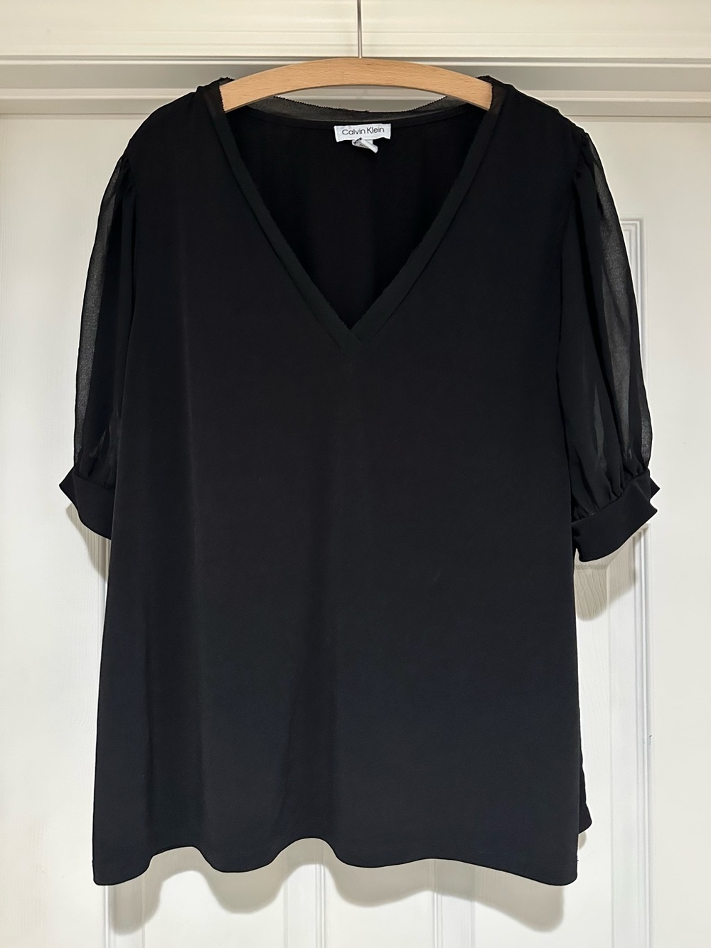 Calvin Klein Black V-Neck Top with Sheer Puff Sleeves Size 1X